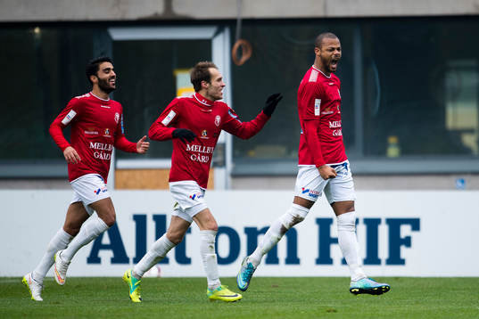 Trelleborgs Salif Camara Jönsson jublar