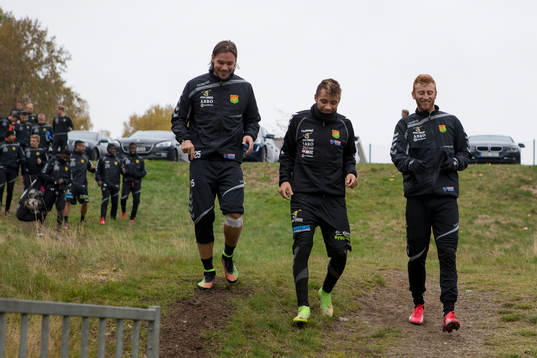GAIS Danny Ervik, Malkolm Moenza och Calle Svensson på