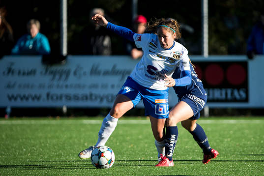 Sunnanå Michelle Wörner   i fotbollsmatchen i elitettan
