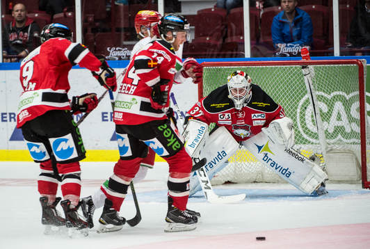 Malmö Redhawks Frederik Storm, Derek Meech och Modos Emil
