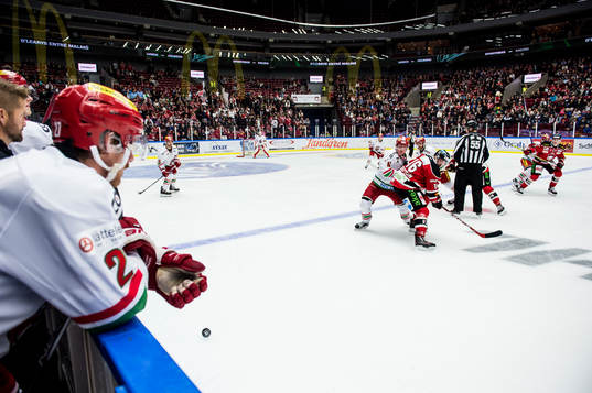 Malmö Redhawks Magnus Häggström och Modos Carl
