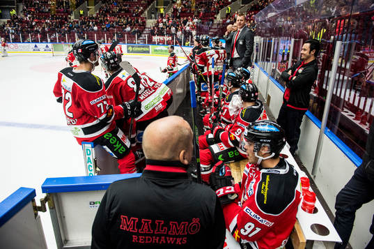 Malmö Redhawks spelar i båset
