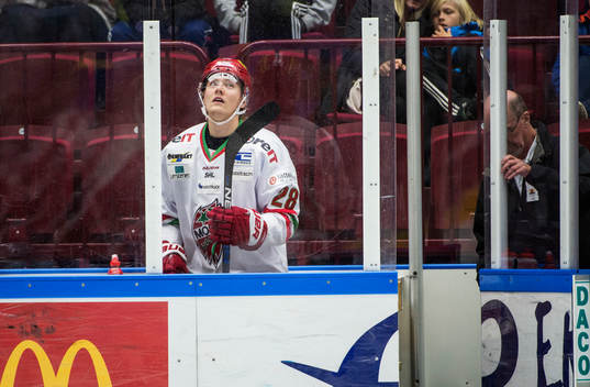 Modos Axel Ottosson i utvisningsbåset