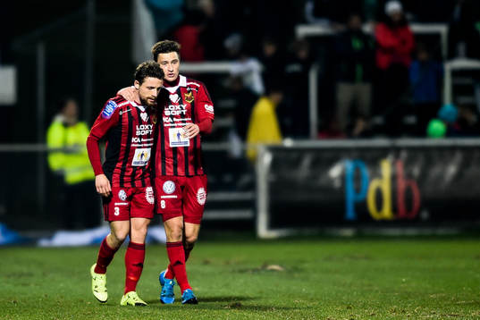 Östersunds Kujtim Bala och Jamie Hopcutt jublar