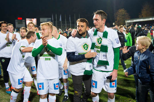 Jönköpings Sebastian Holmkvist, Robert Gojani och Daryl