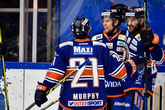 Växjös Robert Rosén gratuleras