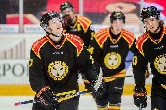 Brynäs Pathrik Westerholm jublar