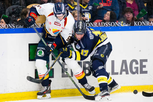 s Emil Johansson