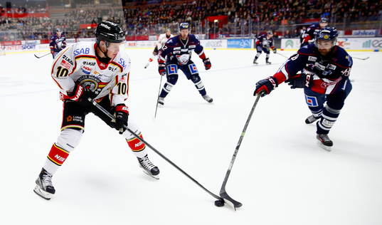 Luleås Toni Rajala och Linköpings Daniel Rahimi