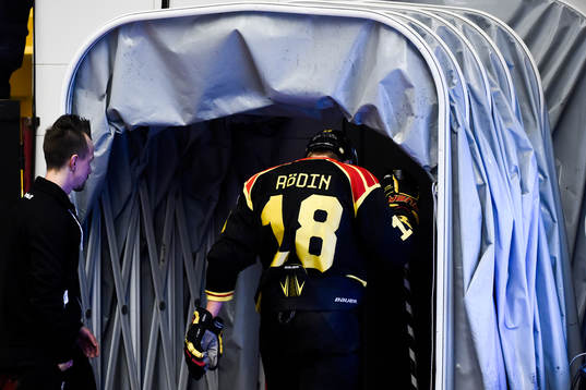 Brynäs Anton Rödin lämnar isen