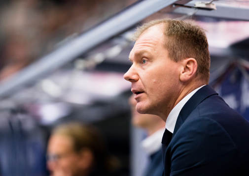 s tränare Johan Lindbom