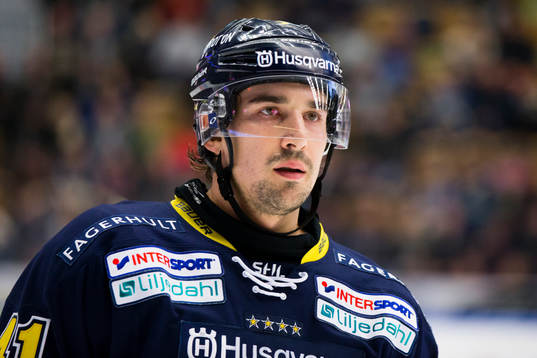 s Chris Campoli