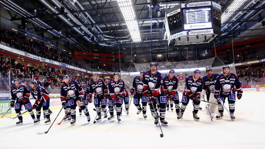 Linköpings spelare jublar