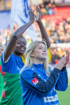 Gaelle Enganamouit tackar publiken