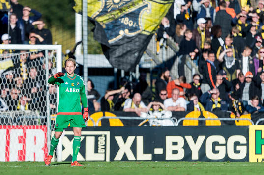 s målvakt Patrik Carlgren