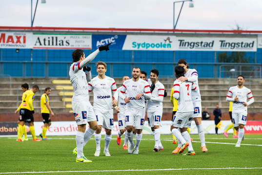 Assyriskas Gustavo Ezequiel Blanco Leschuk jublar
