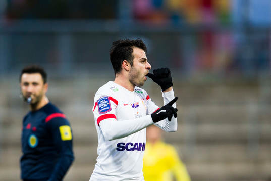 Assyriskas Christer Yousssef jublar