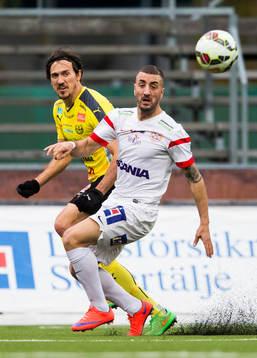 Mjällbys Lukas Grill och Assyriskas George Makdessi