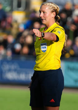 Domare Tess Olofsson