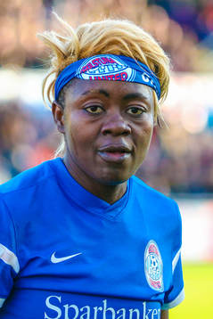Eskilstuna Uniteds Gaelle Enganamouit har precis gjort 2-0