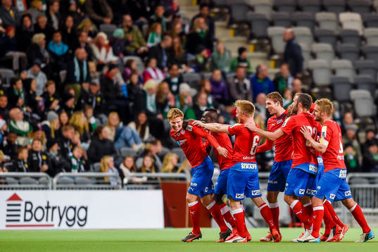 Helsingborgs spelare jublar