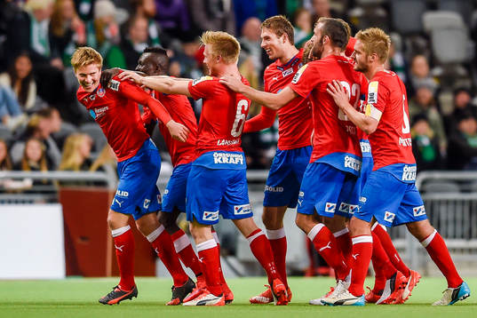 Helsingborgs spelare jublar