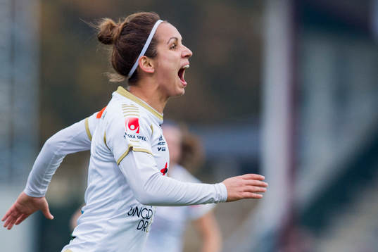Rosengårds Natasa Andonova jublar