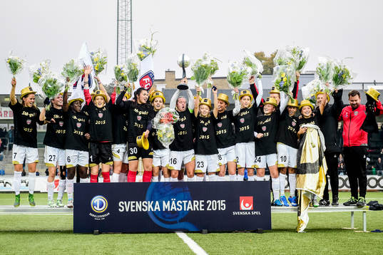 Rosengårds spelar jublar