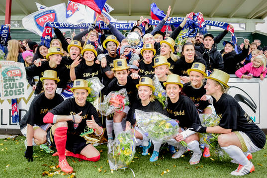 Rosengårds spelare jublar