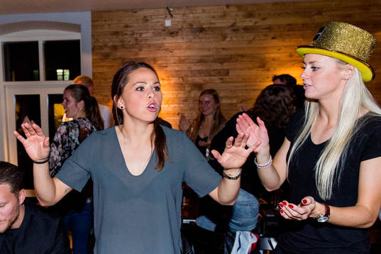Rosengårds Sara Björk Gunnarsdottir och Amanda Ilestedt