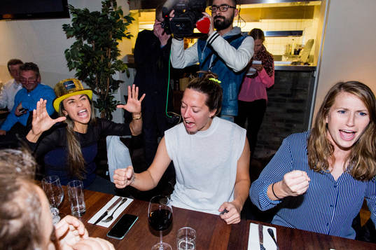 Rosengårds Marta Viera Da Silva och Lina Nilsson firar