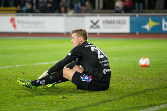 Åtvidabergs målvakt Gustav Jansson deppar