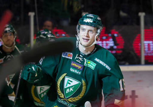 Färjestads Johan Ryno firar mål 2-0