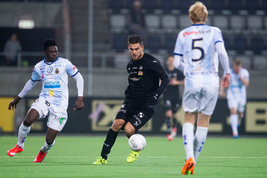 Gefles Kwame Bonsu och Örebros Astrit Ajdarevic