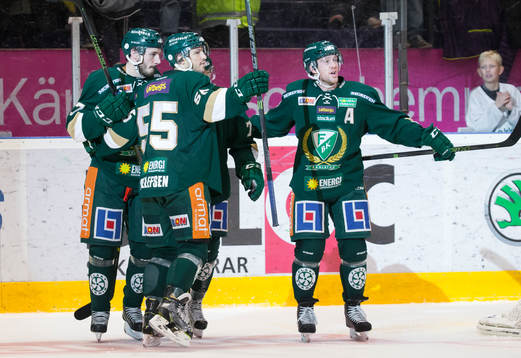 Färjestads John Persson (v), Ole-Kristian Tollefsen och