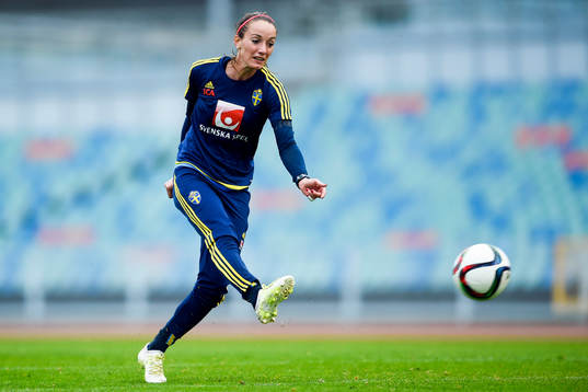 Sveriges Kosovare Asllani
