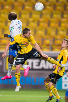 Elfsborgs Anton Lans och Norrköpings Alhaji Kamara