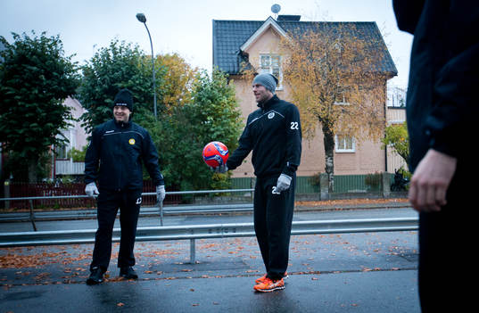 Brynäs spelare Pathrik Westerholm och Jörgen Sundqvist