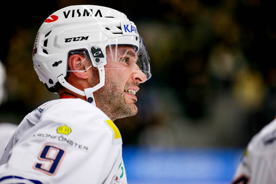 Växjös Josh Hennessy