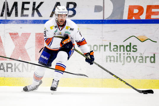 Växjös Josh Hennessy