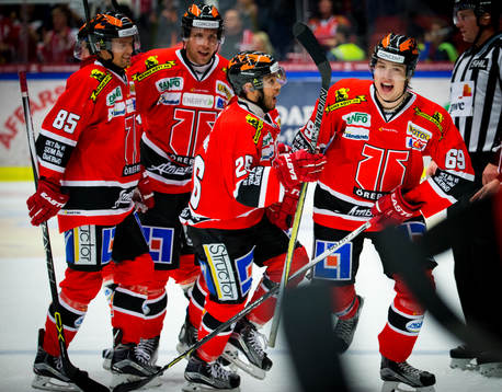 Örebros Alexander Anderberg gör 3-3 i sin SHL debut och