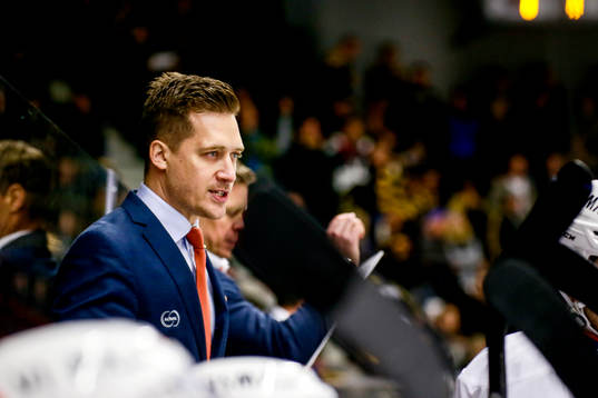 Växjös tränare Sam Hallam