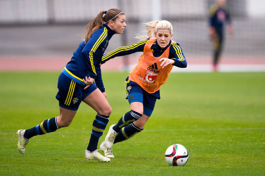 Sveriges Pauline Hammarlund och Olivia Schough