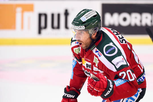 Frölundas Joel Lundqvist firar