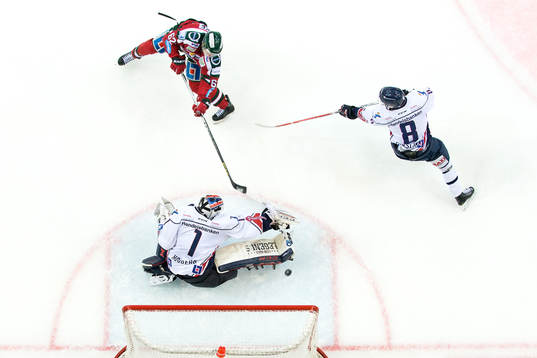 Frölundas Artturi Lehkonen gör 3-0 bakom Linköpings