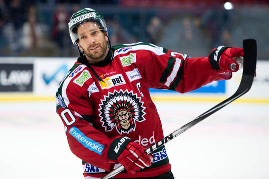 Frölundas Joel Lundqvist tackar publiken
