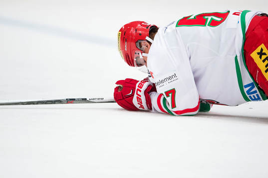 Modos Emil Djuse deppar