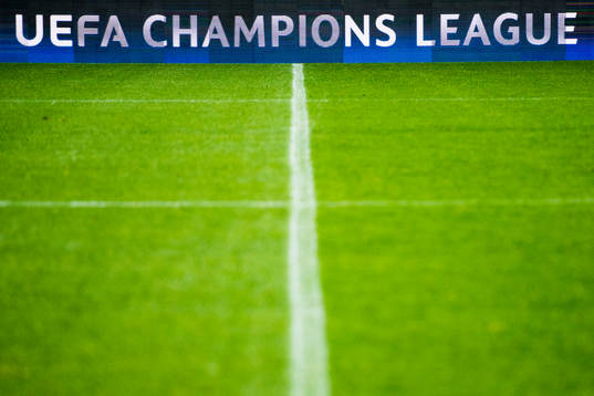 UEFA Champions League skylt