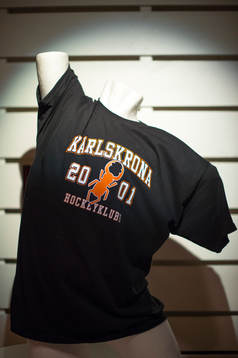 En tröja som finns i souvenirshopen