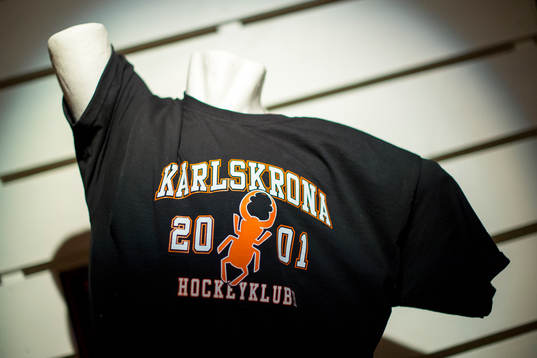 En tröja som finns i souvenirshopen